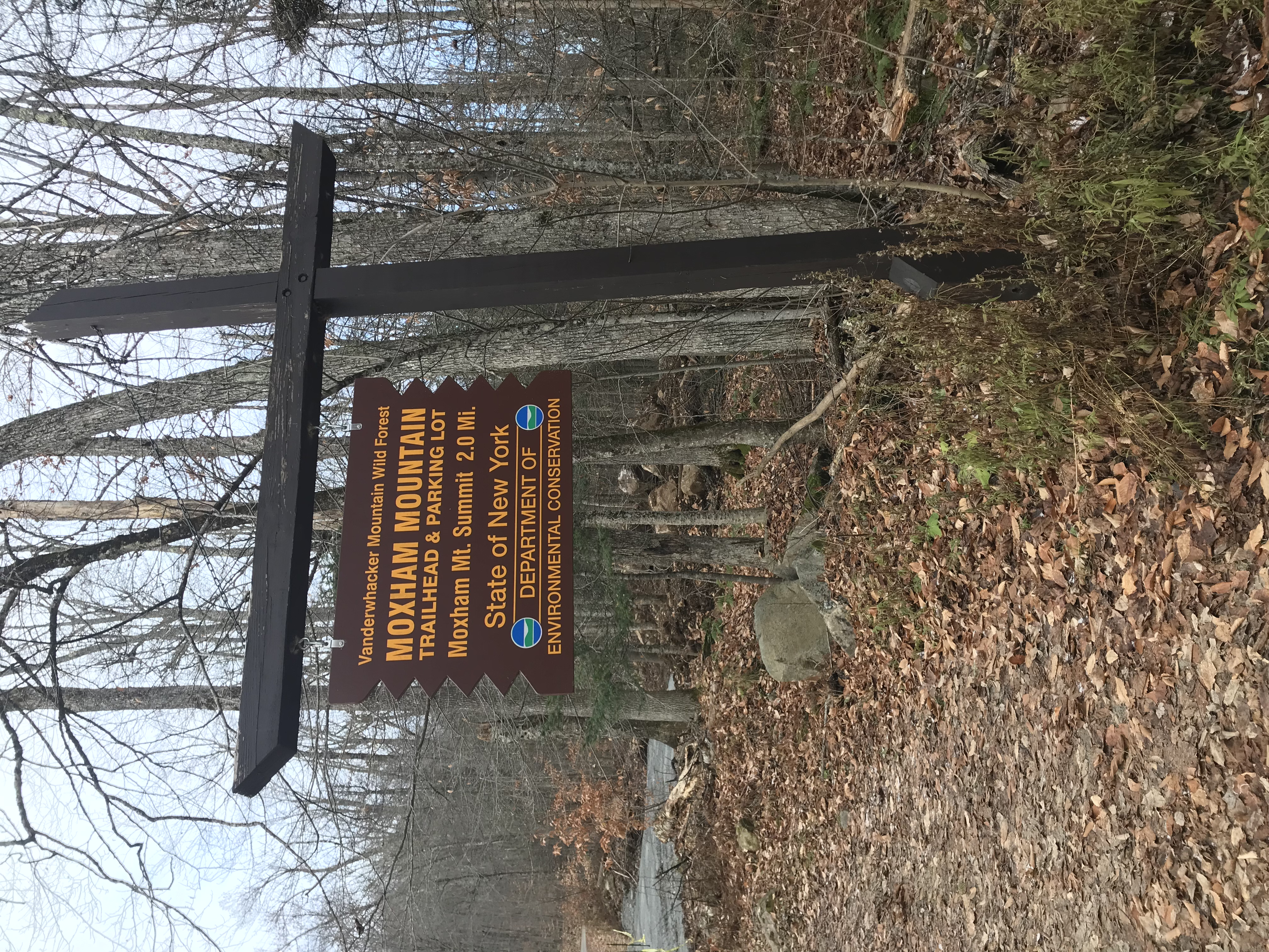 Moxham Mountain Trailhead Sign